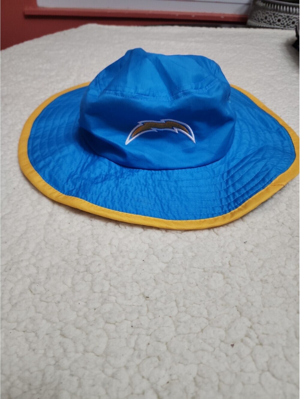 FOCO Los Angeles Chargers Team Stripe Boonie Hat NEW w/ Tags